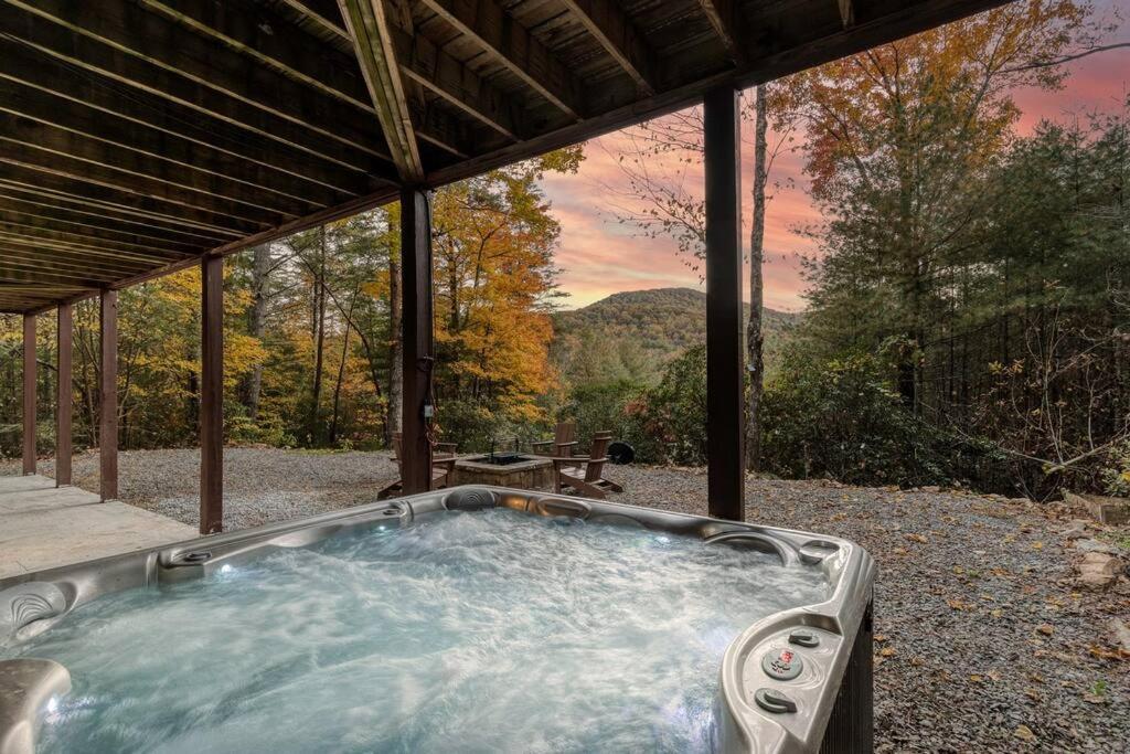 5Br Modern Mountain Top Retreat, Jacuzzi & Firepit, Million Dollar View, Gigabit Internet Villa Epworth Eksteriør bilde